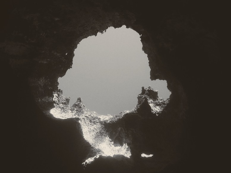 In the Quadirikiri caves.